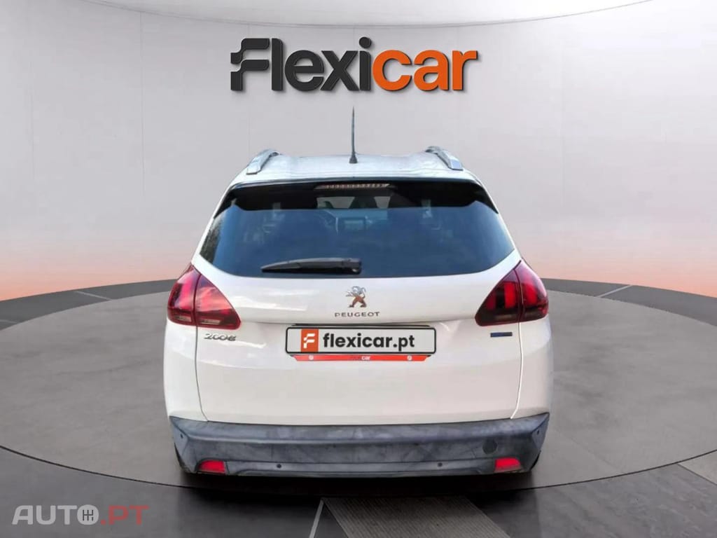 Peugeot 2008 1.2 PureTech Style