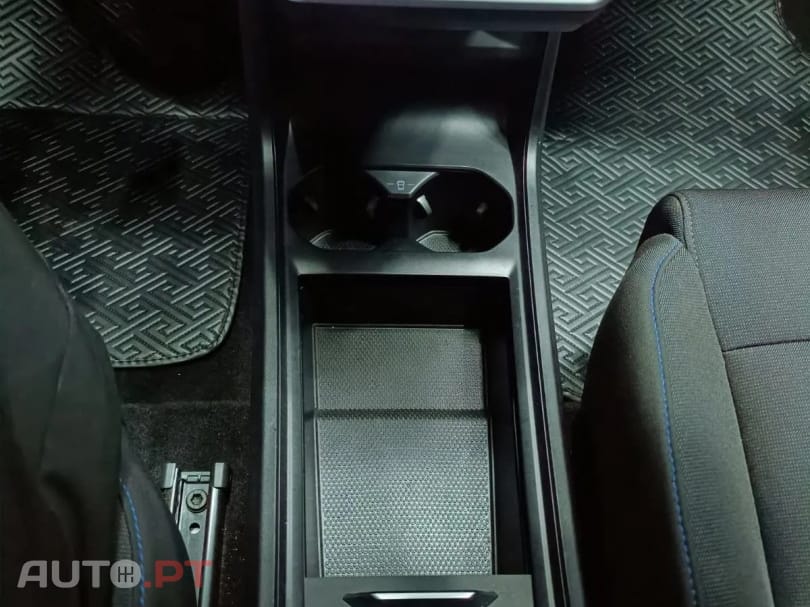 MG MG4 64 kWh Luxury