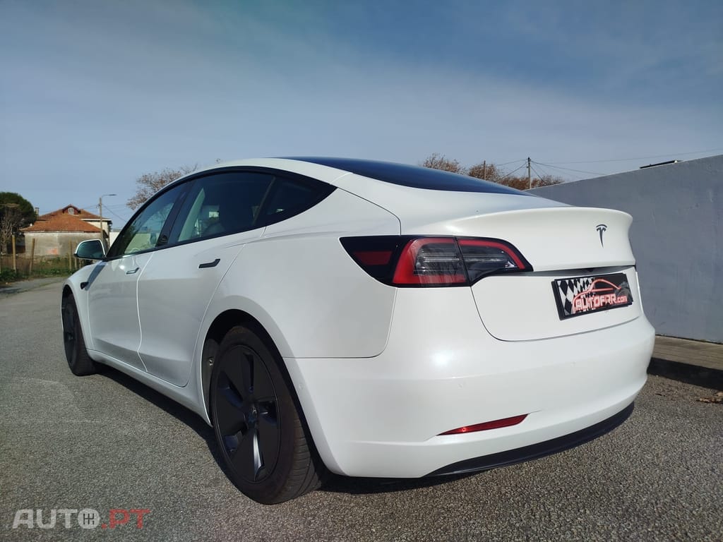 Tesla Model 3 Long Range AWD Dual Motor