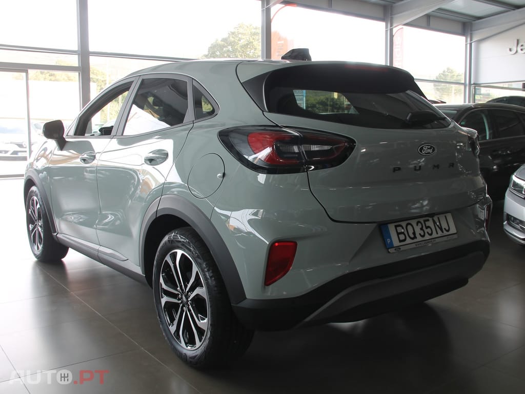 Ford Puma 1.0 EcoBoost MHEV Titanium