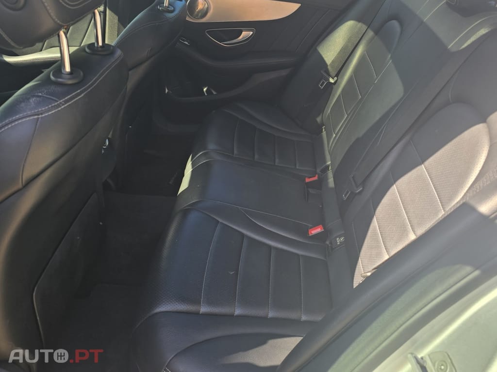 Mercedes-Benz C 300 BlueTEC Hybrid AMG Line