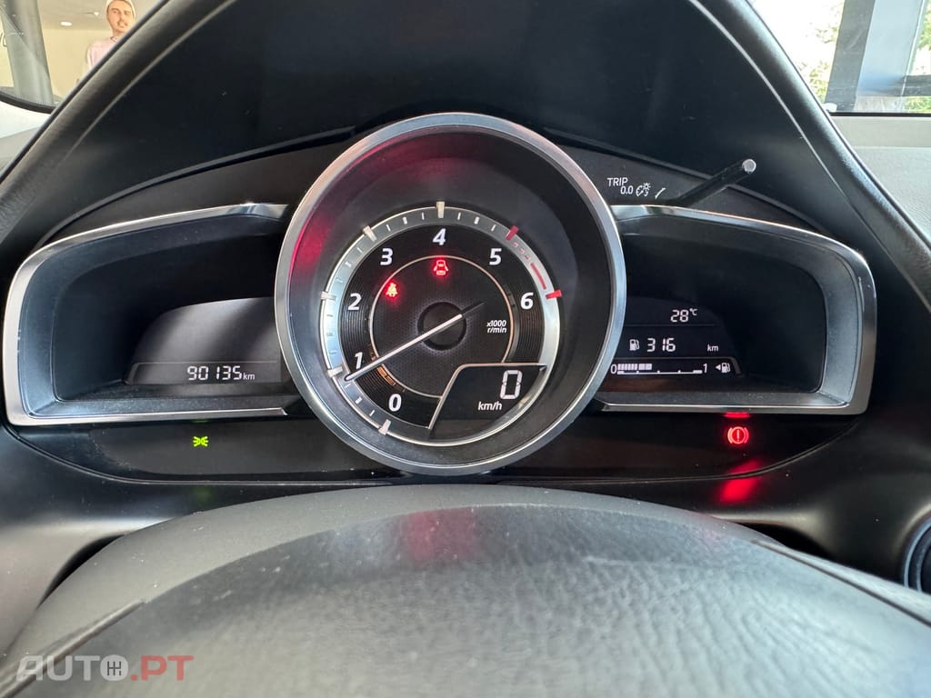 Mazda CX-3 1.5 Skyactiv-D Evolve Navi