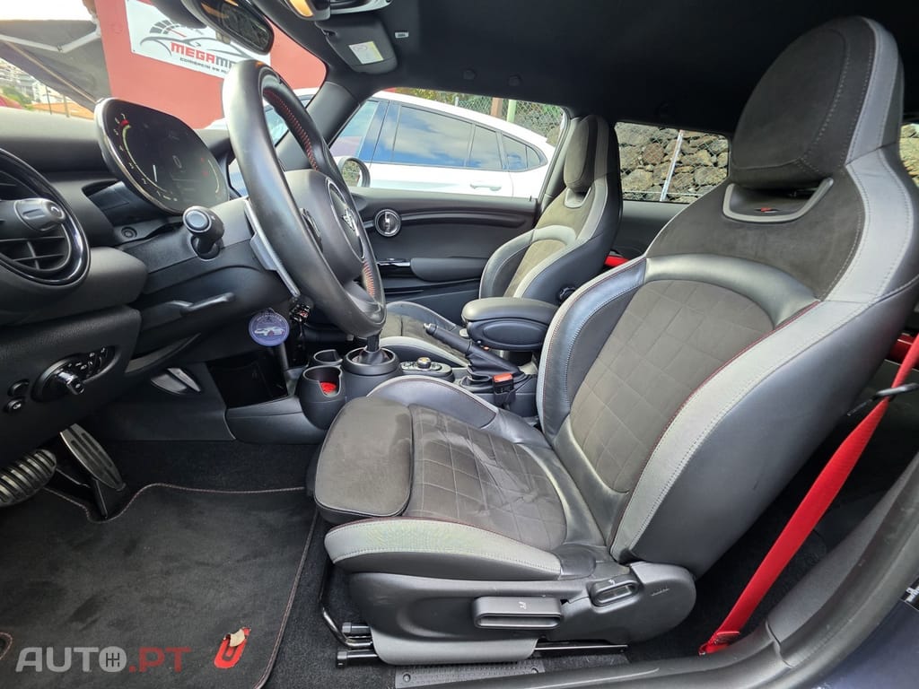 MINI Cooper John Cooper Works GP3