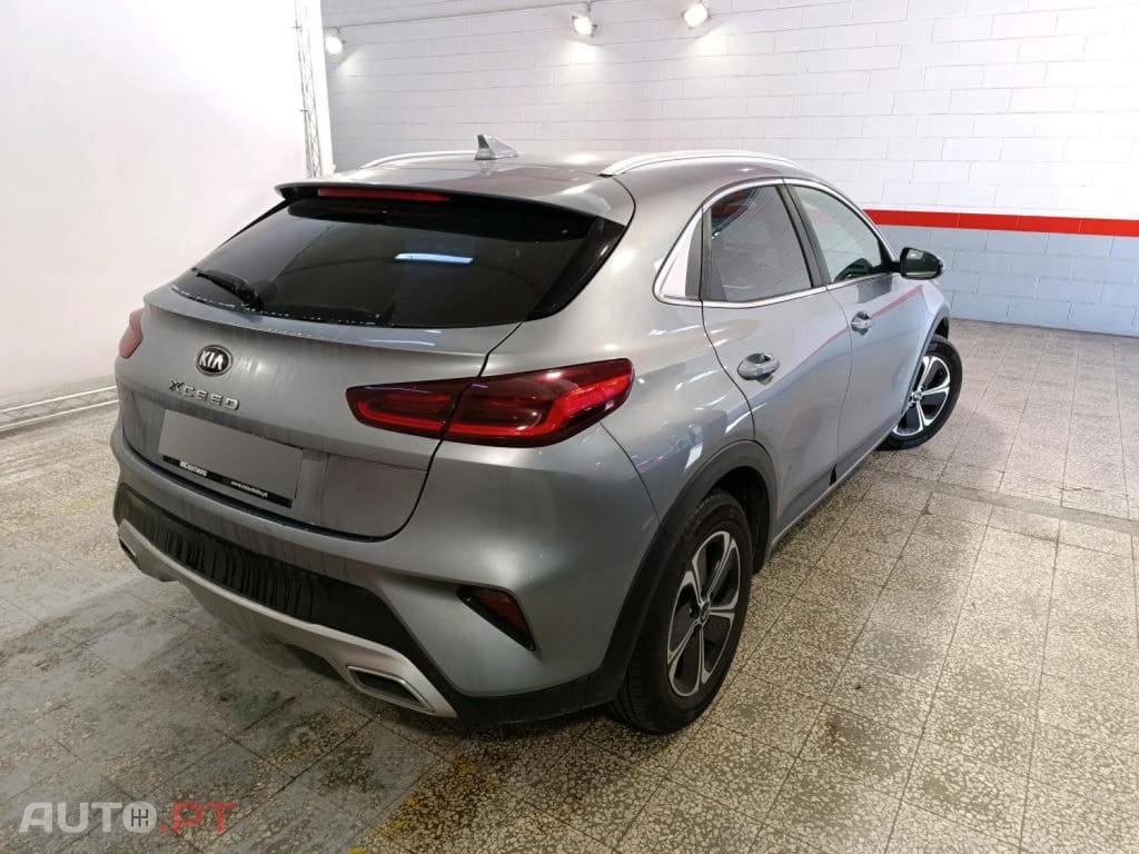Kia Xceed 1.6 GDi PHEV Tech