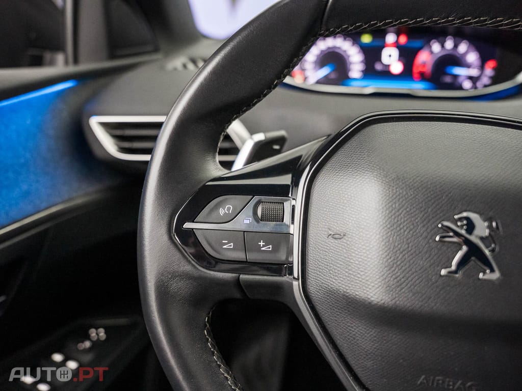 Peugeot 3008 1.2 PureTech Allure Pack EAT8