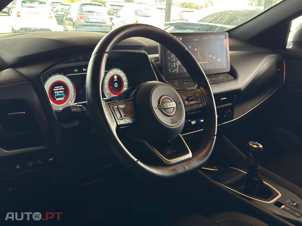 Nissan Qashqai 1.3 DIG-T Tekna SKY