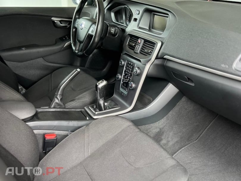 Volvo V40 2.0 D3 Kinetic