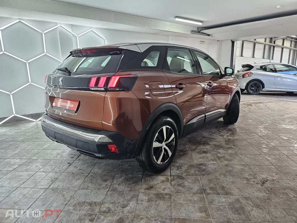 Peugeot 3008 1.6 BlueHDi Allure EAT6