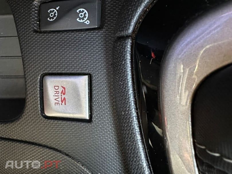 Renault Clio Sport Tourer 1.2 TCE GT EDC