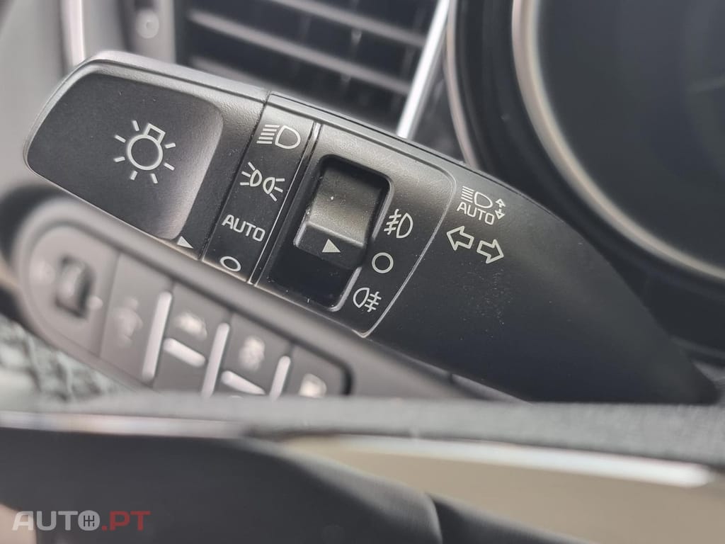 Kia Xceed 1.6 GDi PHEV Drive