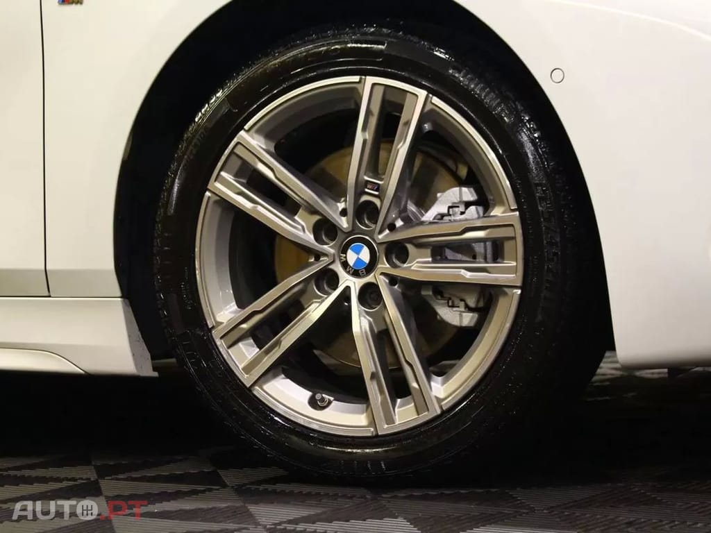 BMW 116 d Pack M Auto
