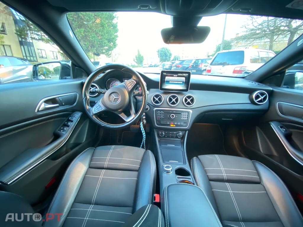 Mercedes-Benz CLA 180 Urban