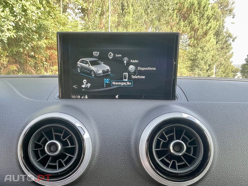 Audi A3 Sportback S-LINE