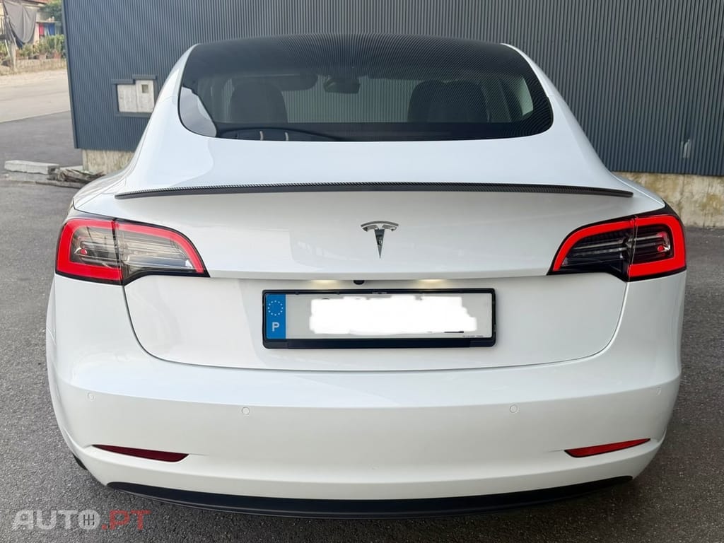 Tesla Model 3 Standard Range Plus RWD