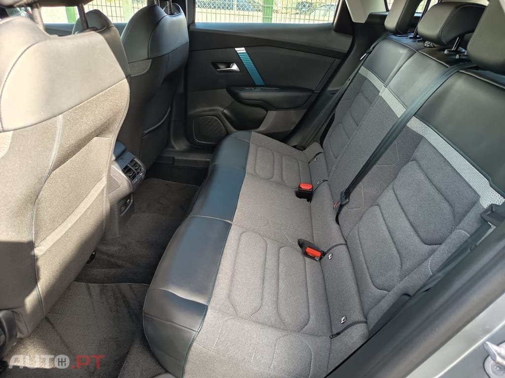 Citroen e-C4 50 kWh Shine Pack
