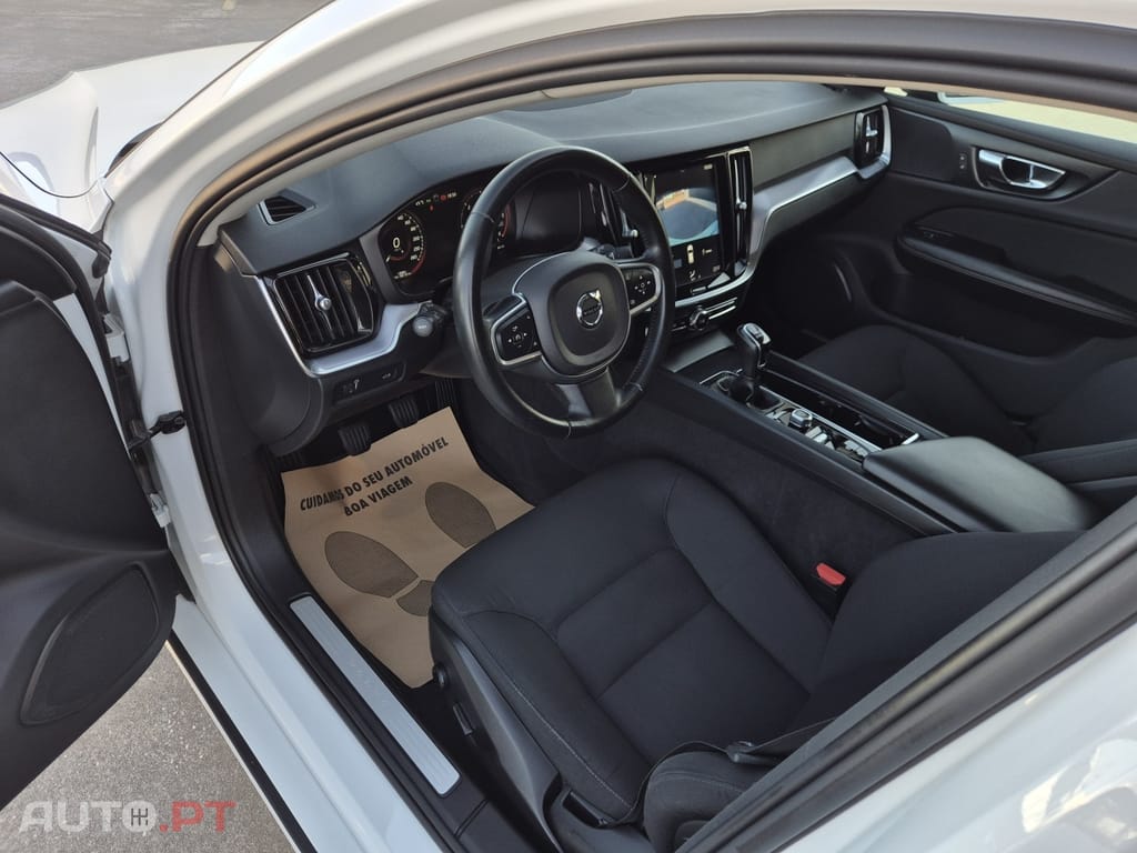 Volvo V60 2.0 D3 Momentum