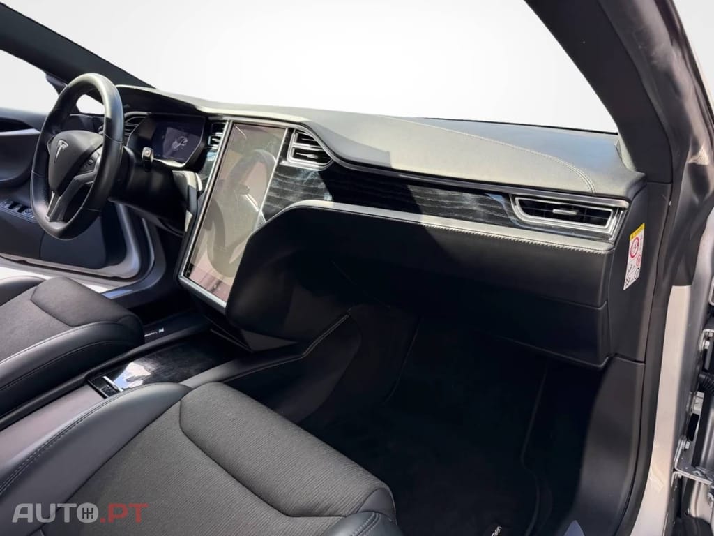 Tesla Model S 75D