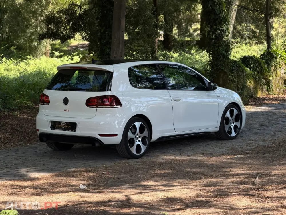 Volkswagen Golf 2.0 TSi GTI