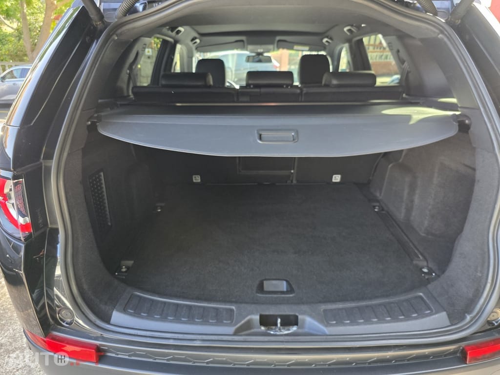Land Rover Discovery Sport 2.0 TD4 HSE Luxury