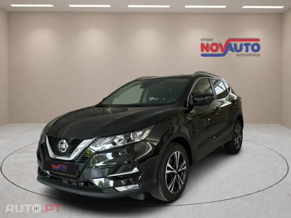 Nissan Qashqai 1.3 DIG-T N-Connecta J18