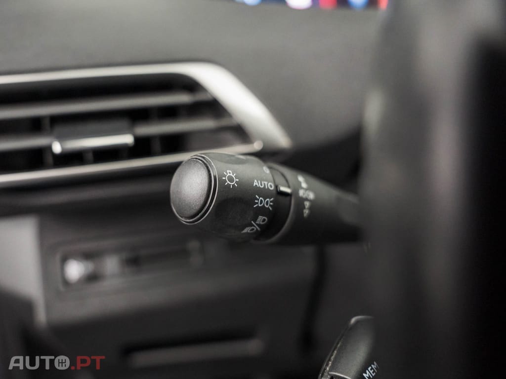 Peugeot 3008 1.5 BlueHDi Style