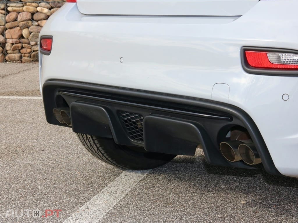 Abarth 595 1.4 T-Jet Competizione