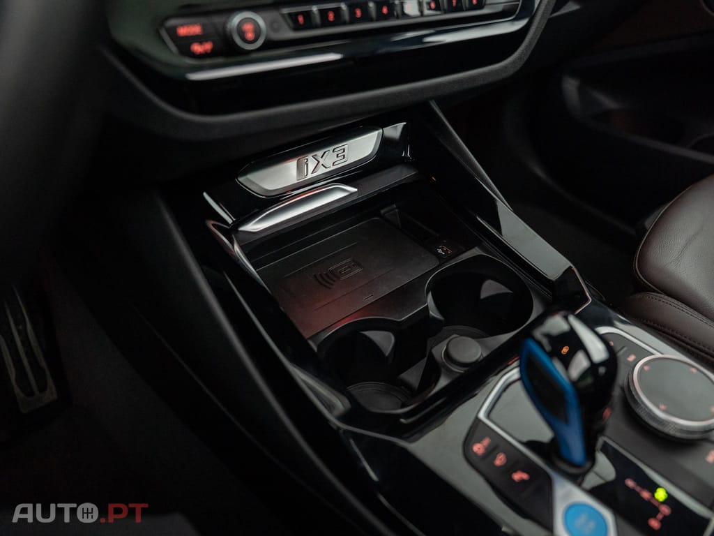 BMW iX3 M Sport Impressive