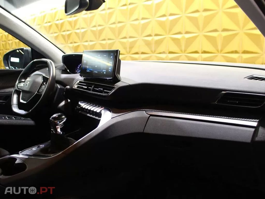 Peugeot 3008 1.5 BlueHDi Active Pack