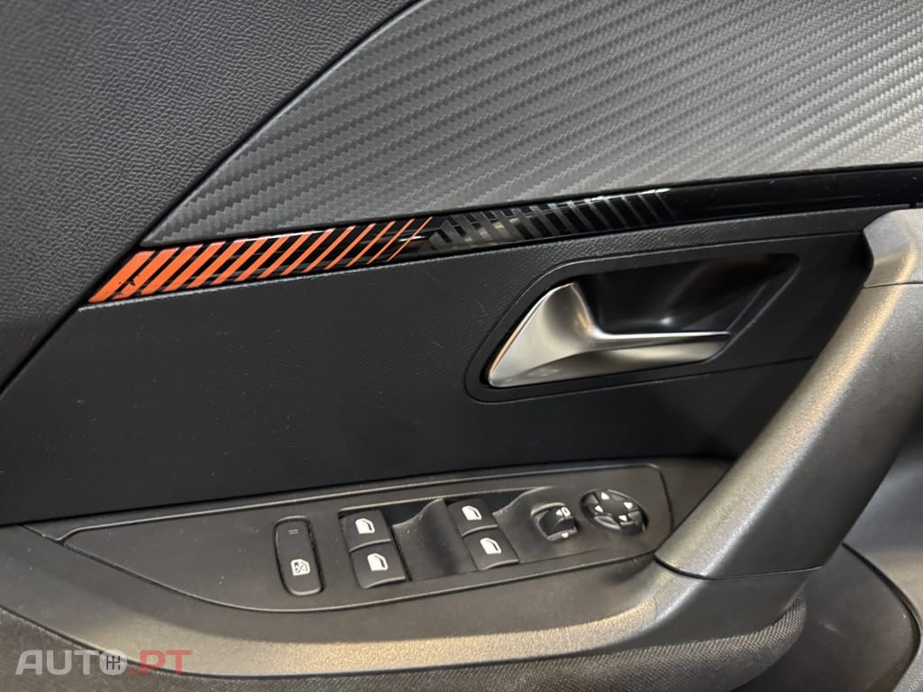 Peugeot 2008 1.5 BlueHDi Active Pack