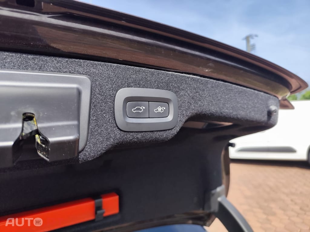 Volvo S90 2.0 B5 Inscription AWD Geartronic