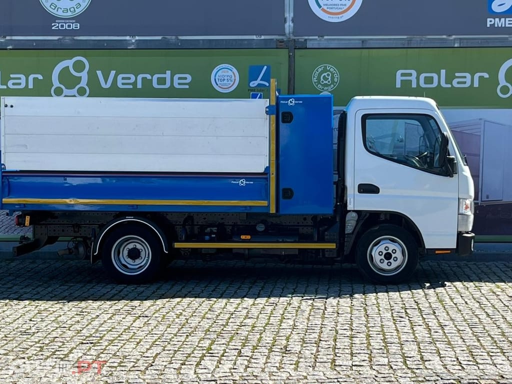 Mitsubishi Canter BASCULANTE