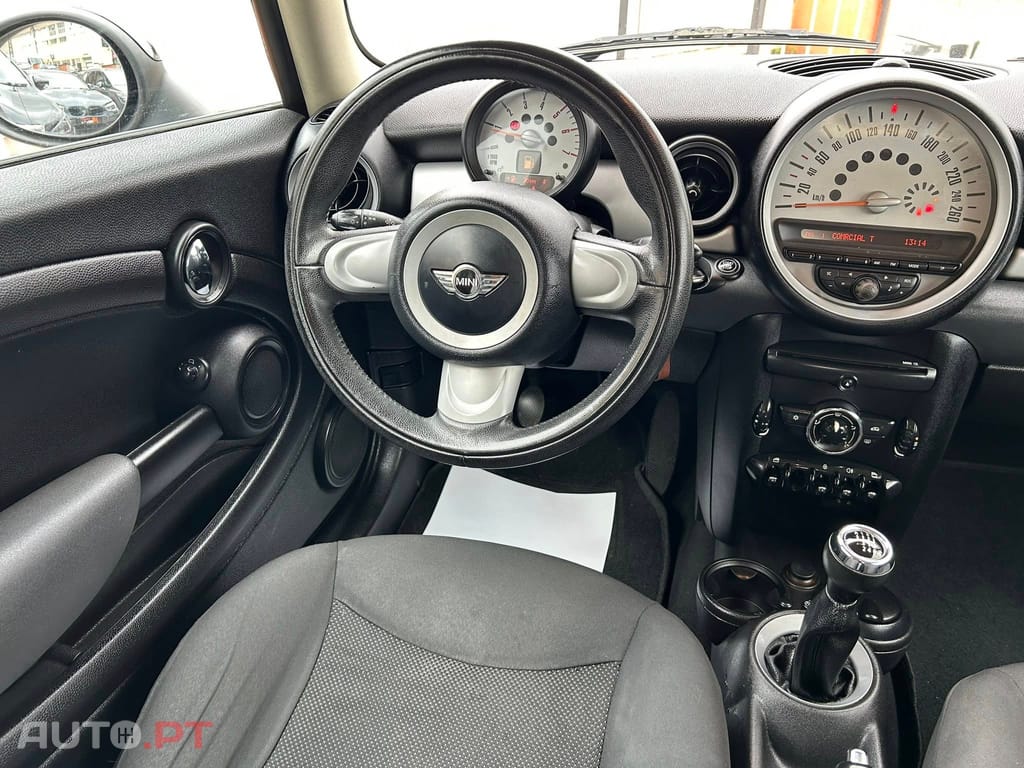 MINI One d -2011