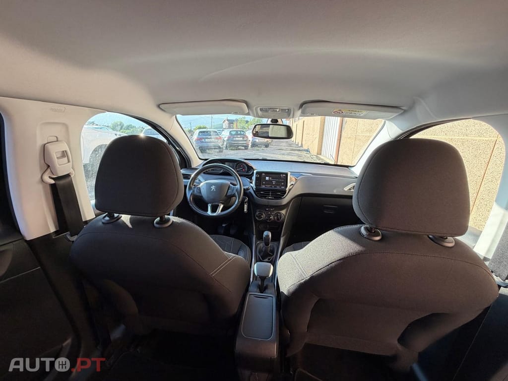 Peugeot 2008 1.6 BlueHDi Style