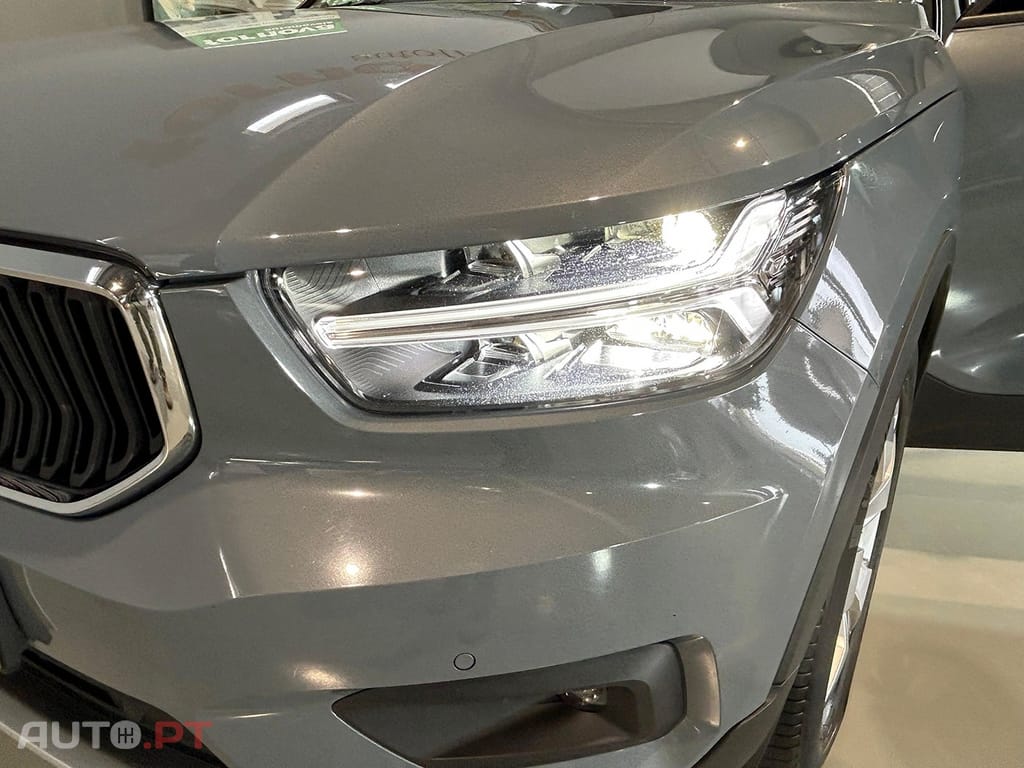 Volvo XC40 2.0 D3 Geartronic Momentum Plus