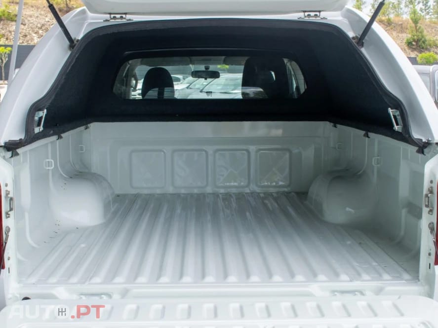 Mitsubishi L200 2.4 DI-D 4WD