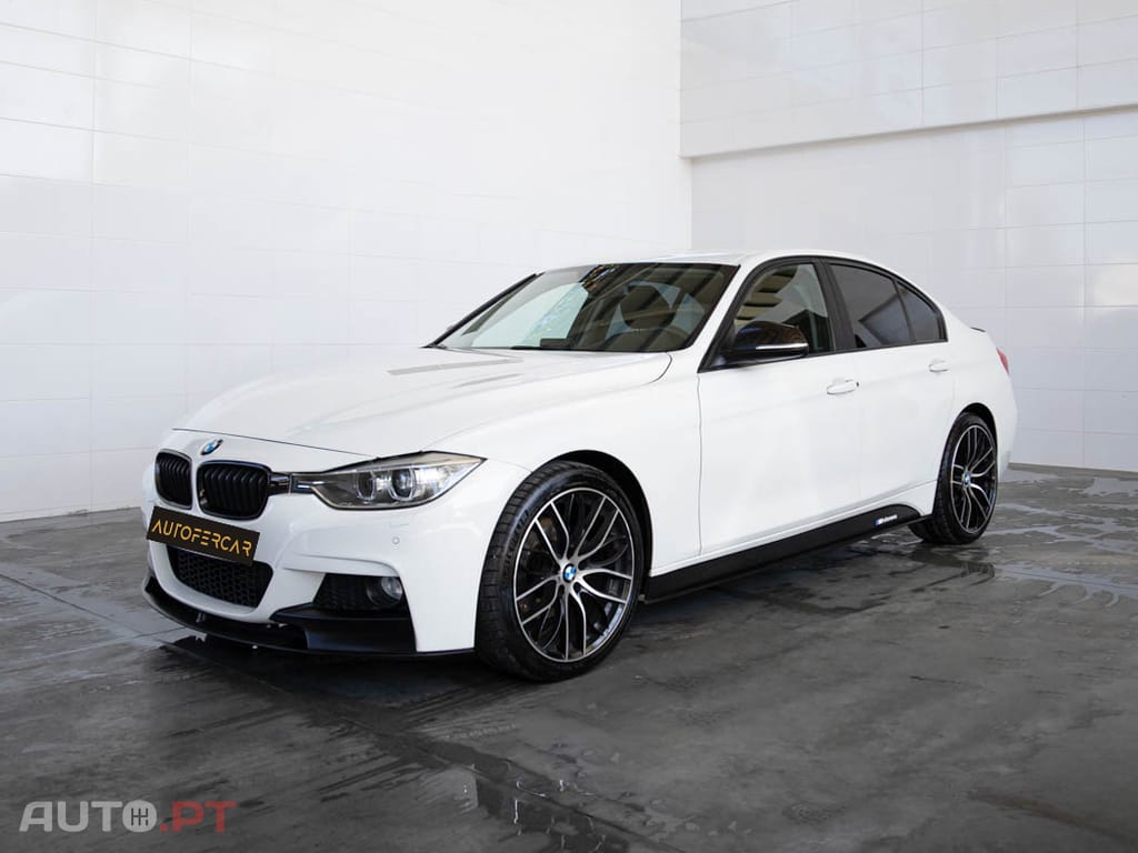 BMW 320 PERFORMANCE PACK M
