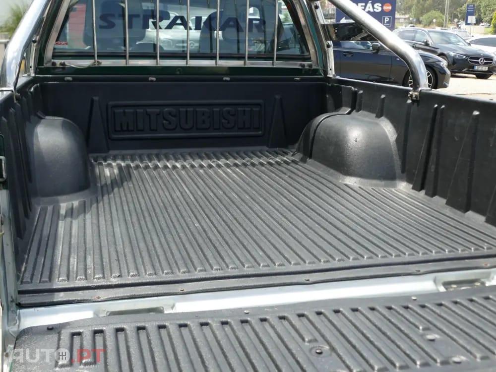 Mitsubishi L200 2.5 TD Strakar CD