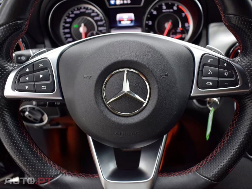Mercedes-Benz CLA 45 AMG 4M