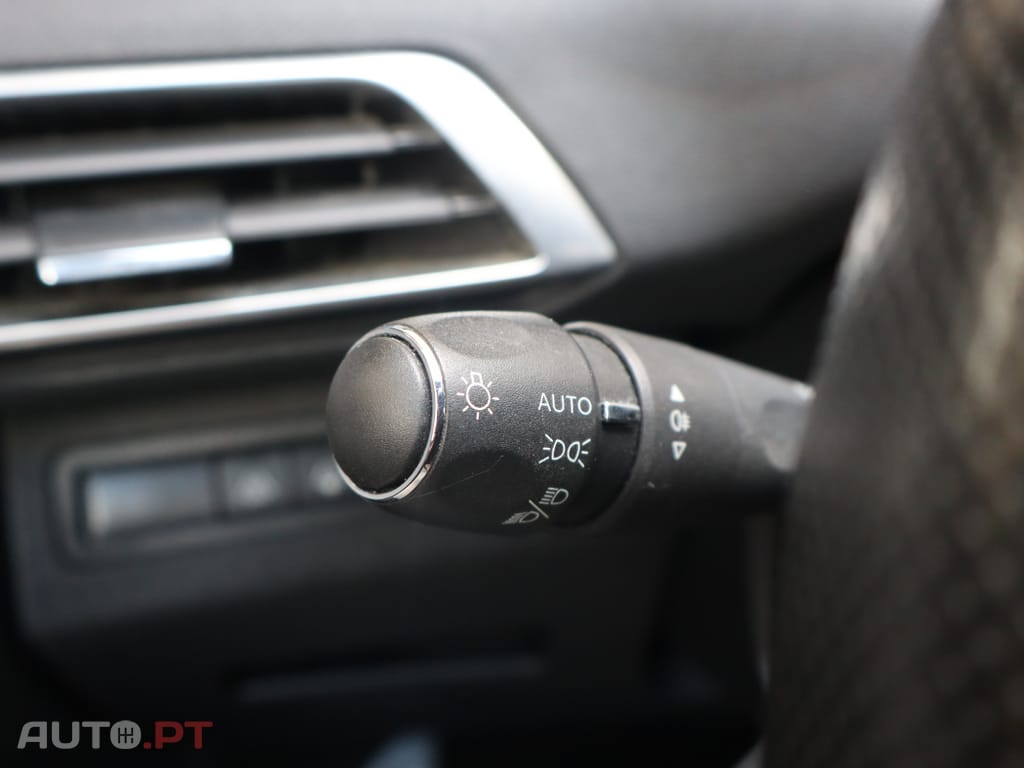 Peugeot 3008 1.6 Hybrid GT e-EAT8