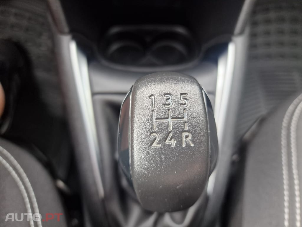 Peugeot 208 1.5 HDI STYLE