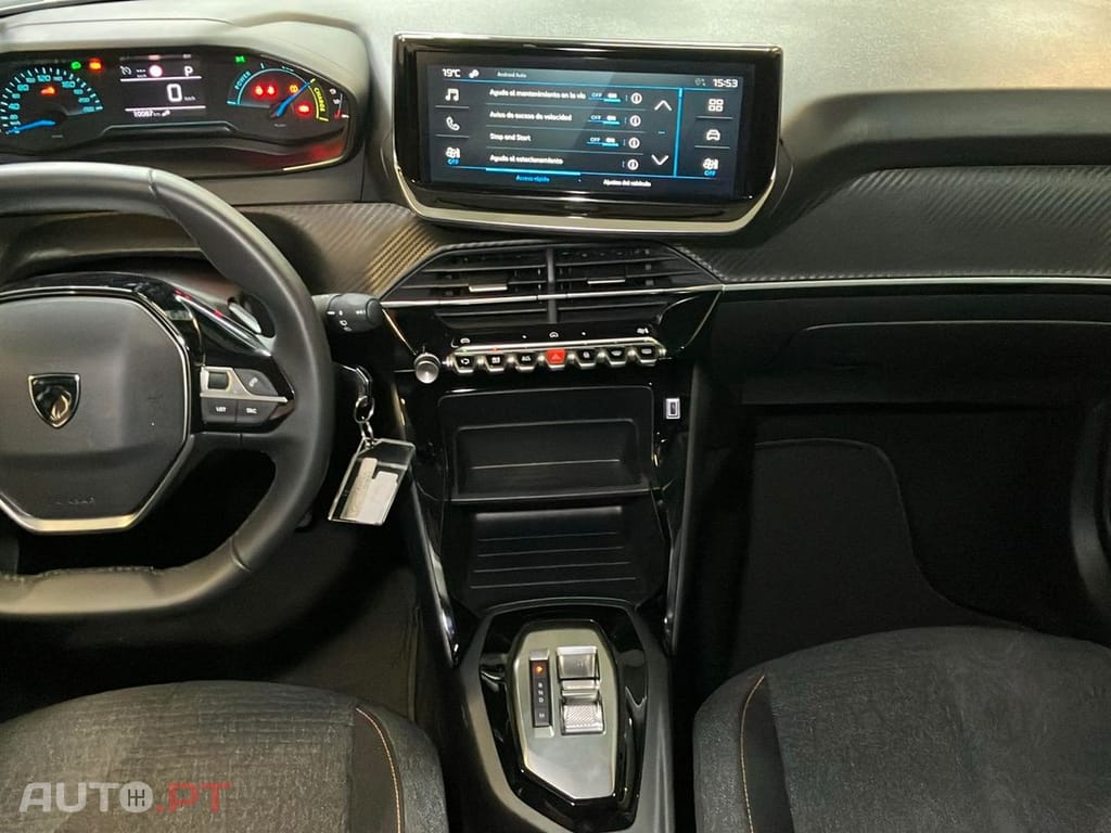 Peugeot 208 1.2 Hybrid Style e-DCS6
