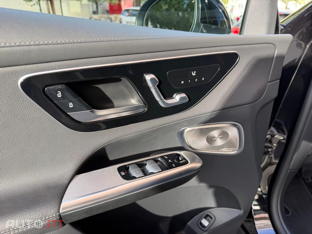 Mercedes-Benz GLC 300 GLC 300 DE 4 MATIC