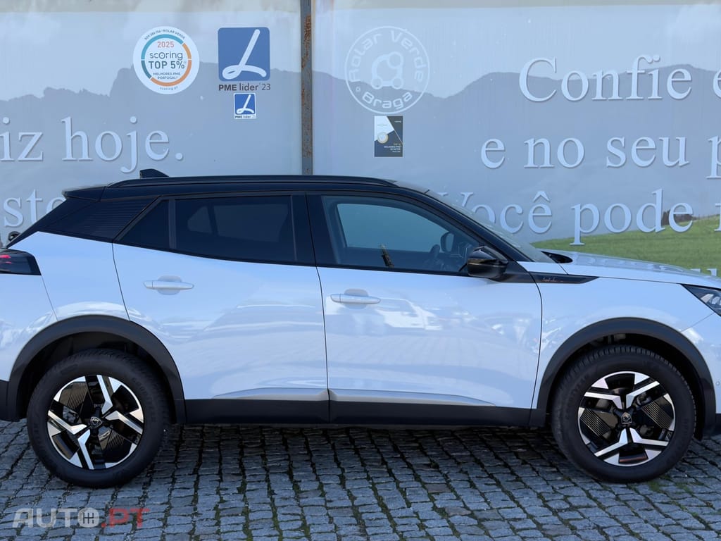Peugeot 2008 1.2 PureTech GT EAT8