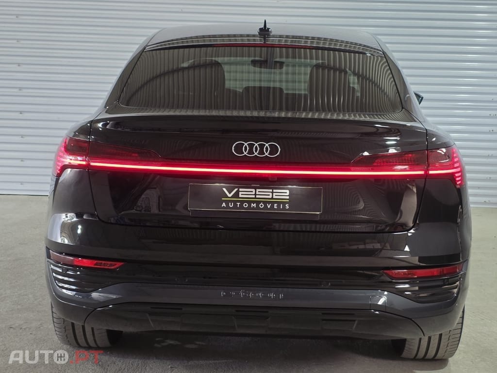 Audi Q8 E-Tron 55 quattro Advanced