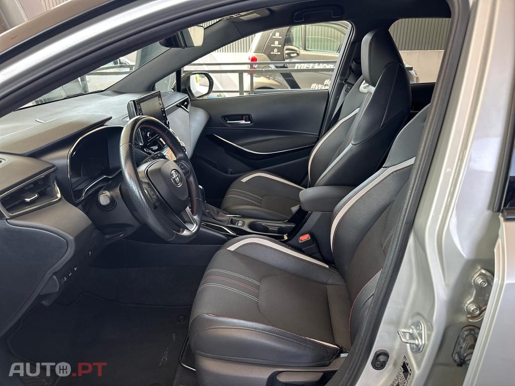 Toyota Corolla Touring Sports 1.8 Hybrid GR-Sport