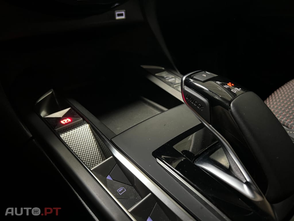 DS DS3 E-Tense Performance Line