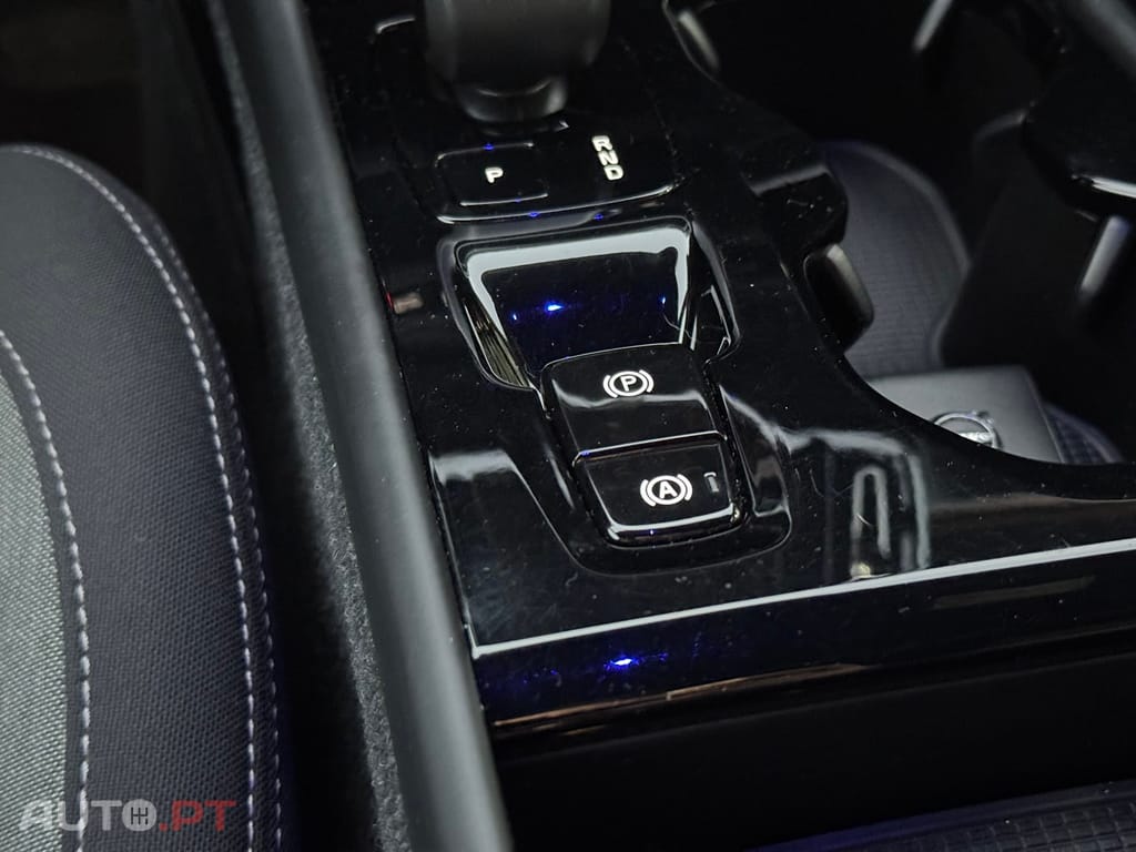 Volvo XC40 1.5 T4 PHEV Plus Dark