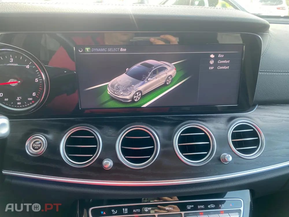 Mercedes-Benz E 220 d AMG Line