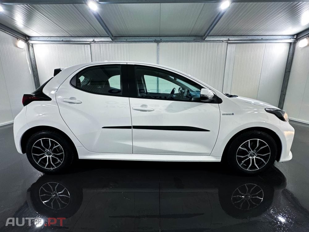 Toyota Yaris Hybrid Dynamic Edition