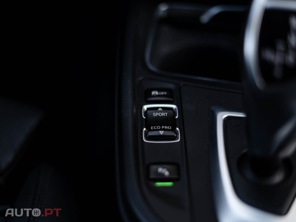 BMW 420 d Pack Desportivo M Auto